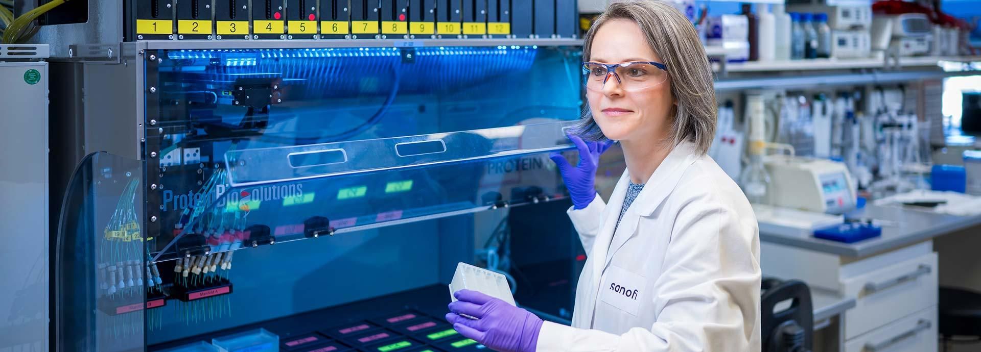 Sevim Özgür Brüderle im Labor